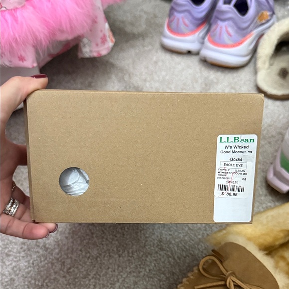 L.L. Bean Tan Shearling Lined Slippers - Picture 5 of 5